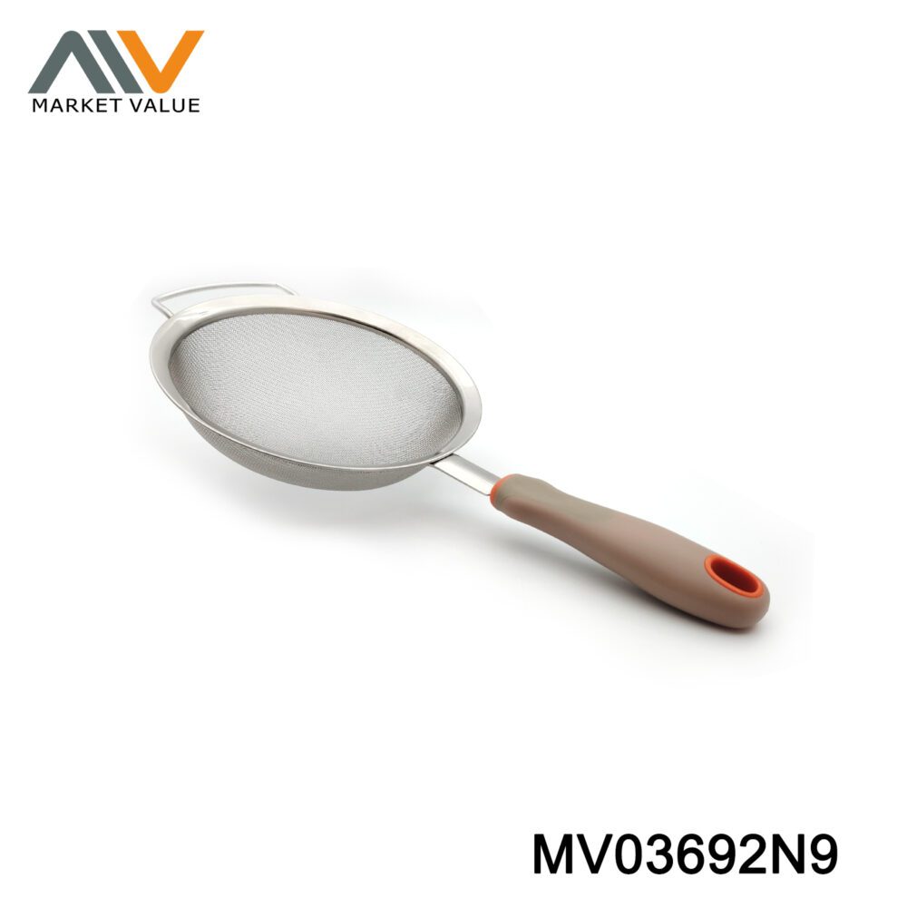 18Cm Ss Strainer With Plastic Handle Tc
