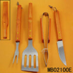 4Pcs Bbq Set Fish Shape Wooden Haqndle