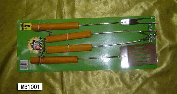 MB1001 3Pcs Wood Handle Bbq Tools