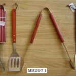 3Pc Wood Handle Bbq Tools Wheel Card