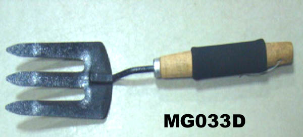 MG033D Garden Tools Wooden Handle