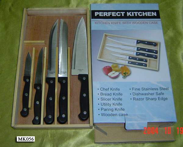 MK00056 5Pcs Knife Set In Wooden Box