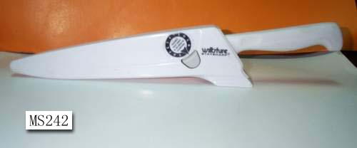 MK00242 Knife W/Sharpener