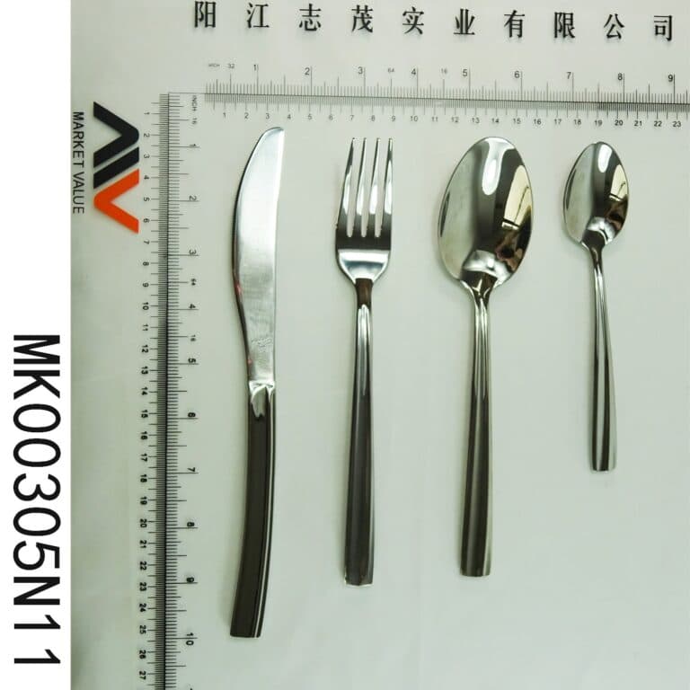 4Pcs S/S Cutlery Set In Plastic Box（Camping Set)