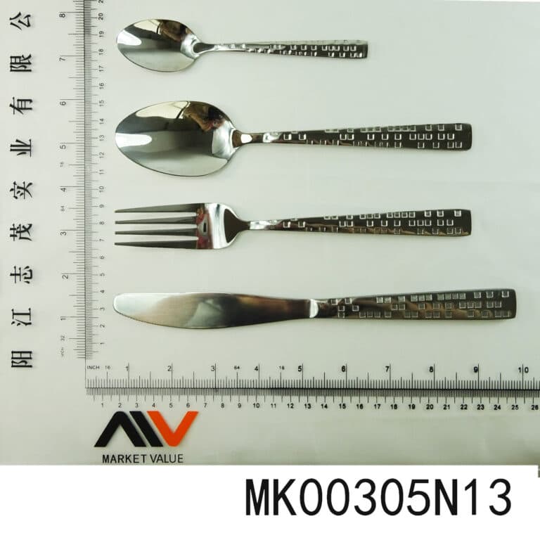 4Pcs S/S Cutlery Set In Plastic Box（Camping Set)