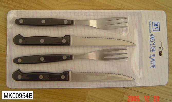 MK00954B 4Pcs Bakelite Handle Steak Knife & Forks B/C