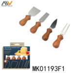 Set Of 4 Pcs Cheese Set With Wooden Handle