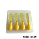 4Pcs Cheese Set With Plastic Handle