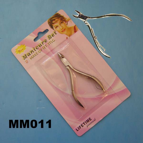 MM011 Manicure Pliers