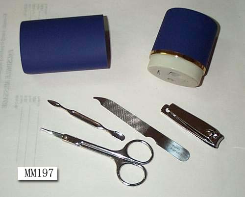 MM197 4Pcs Manicure Set