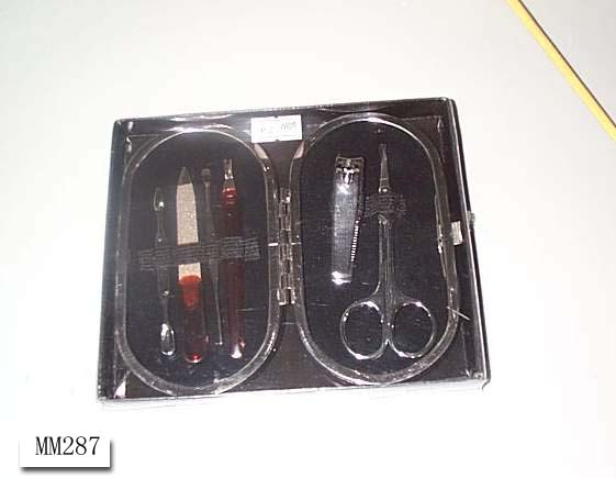 MM287 Manicure Set