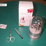 8Pcs Manicure Set Plastic Case