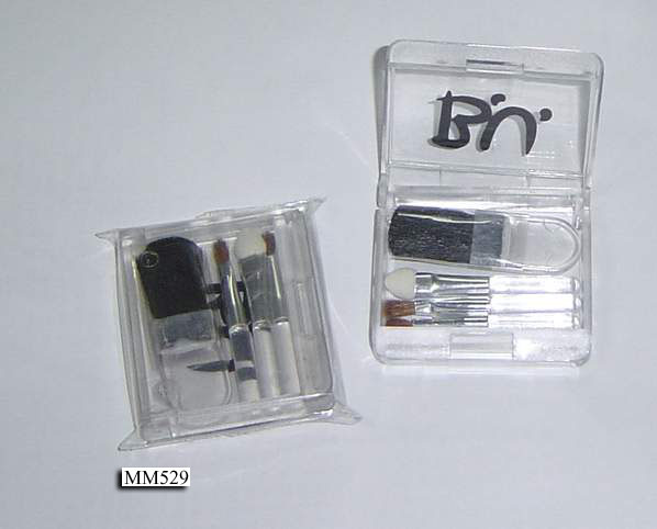 MM529 Mini Make Up Set