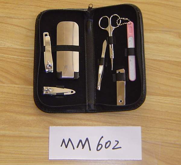 MM602 7Pcs Manicure Set