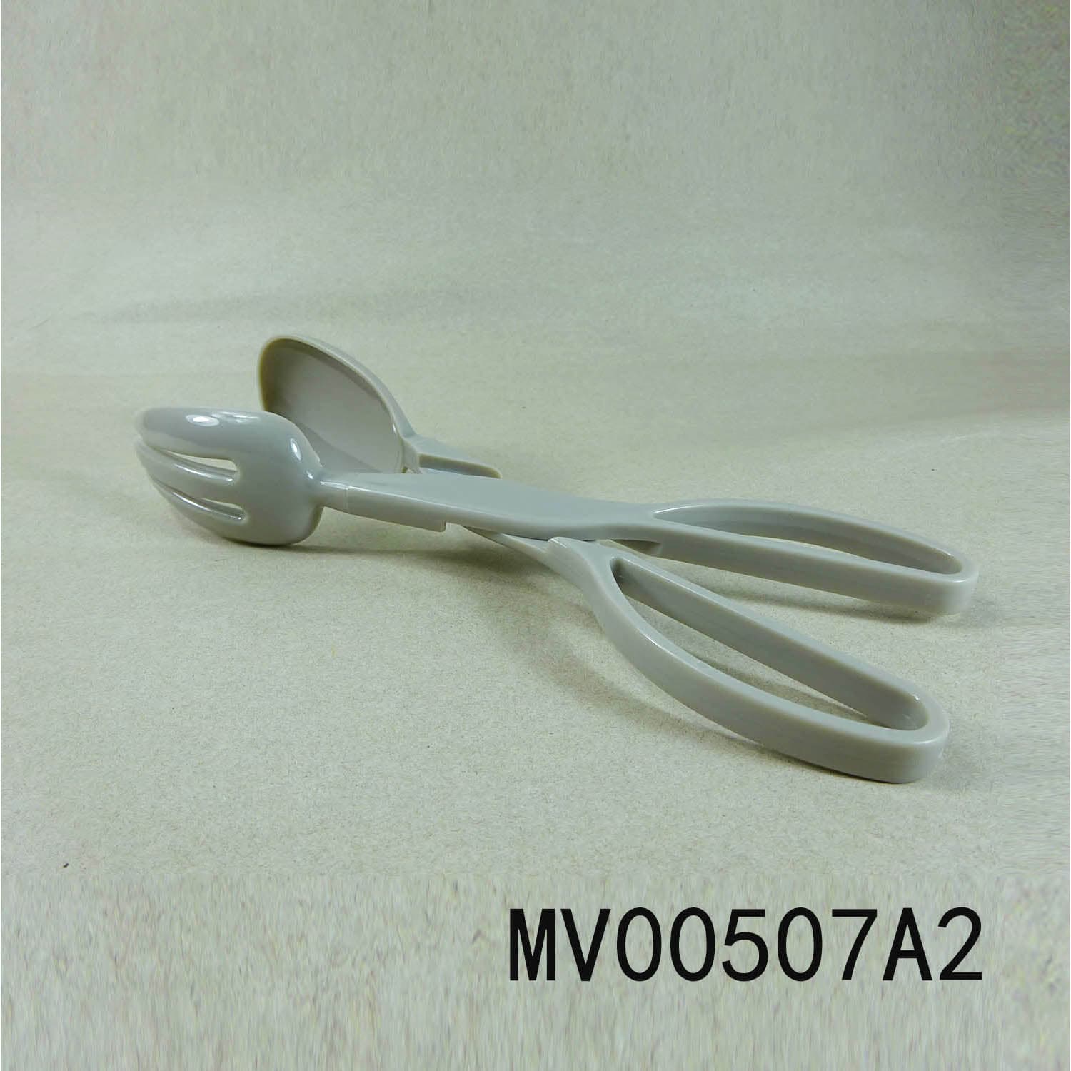 MV00507A2 Plastic Salad Tong