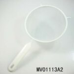 18Cm Strainer With Plastic Handle