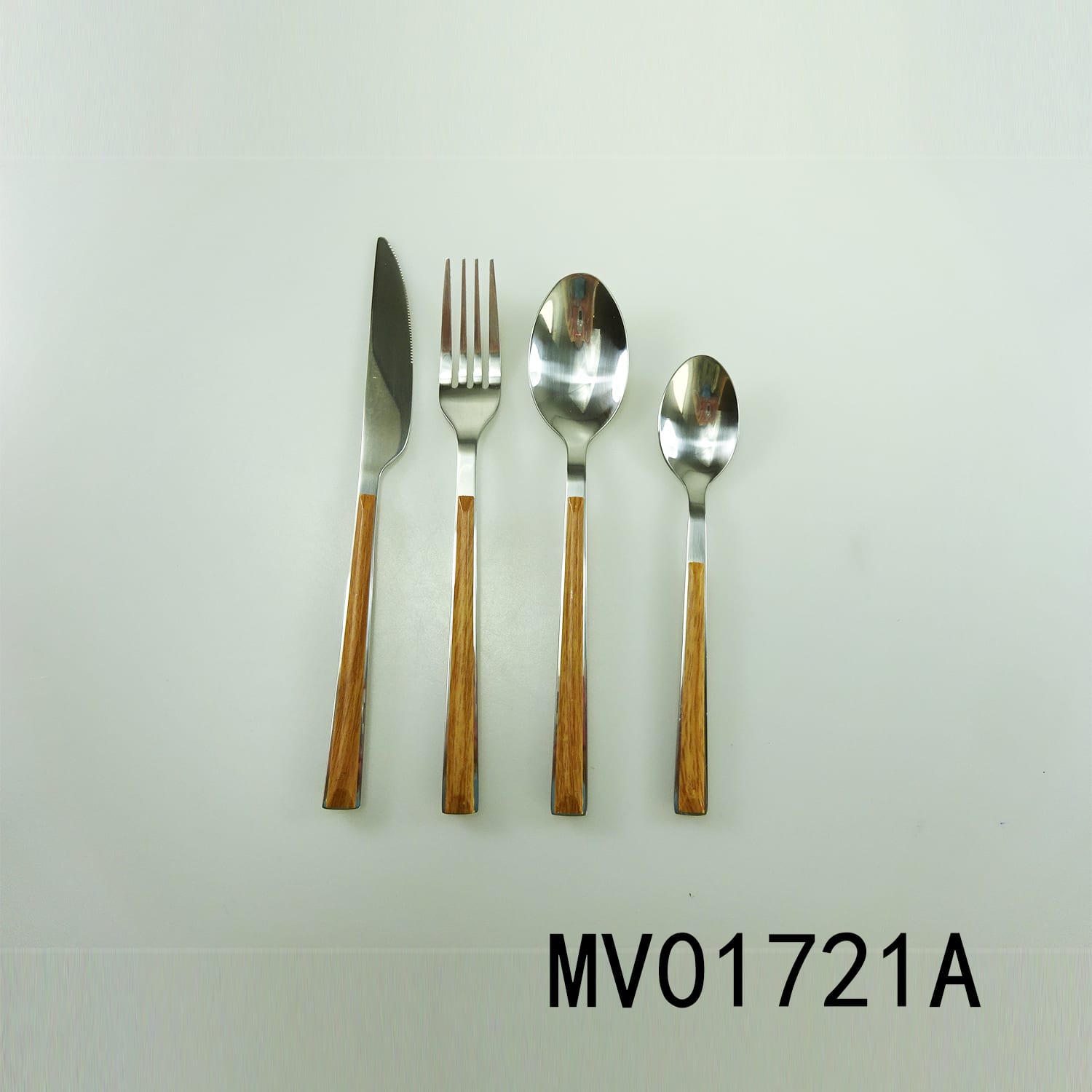 MV01721A Sets Of 4Pcs S.S Plastic Cover Handle Cutlery