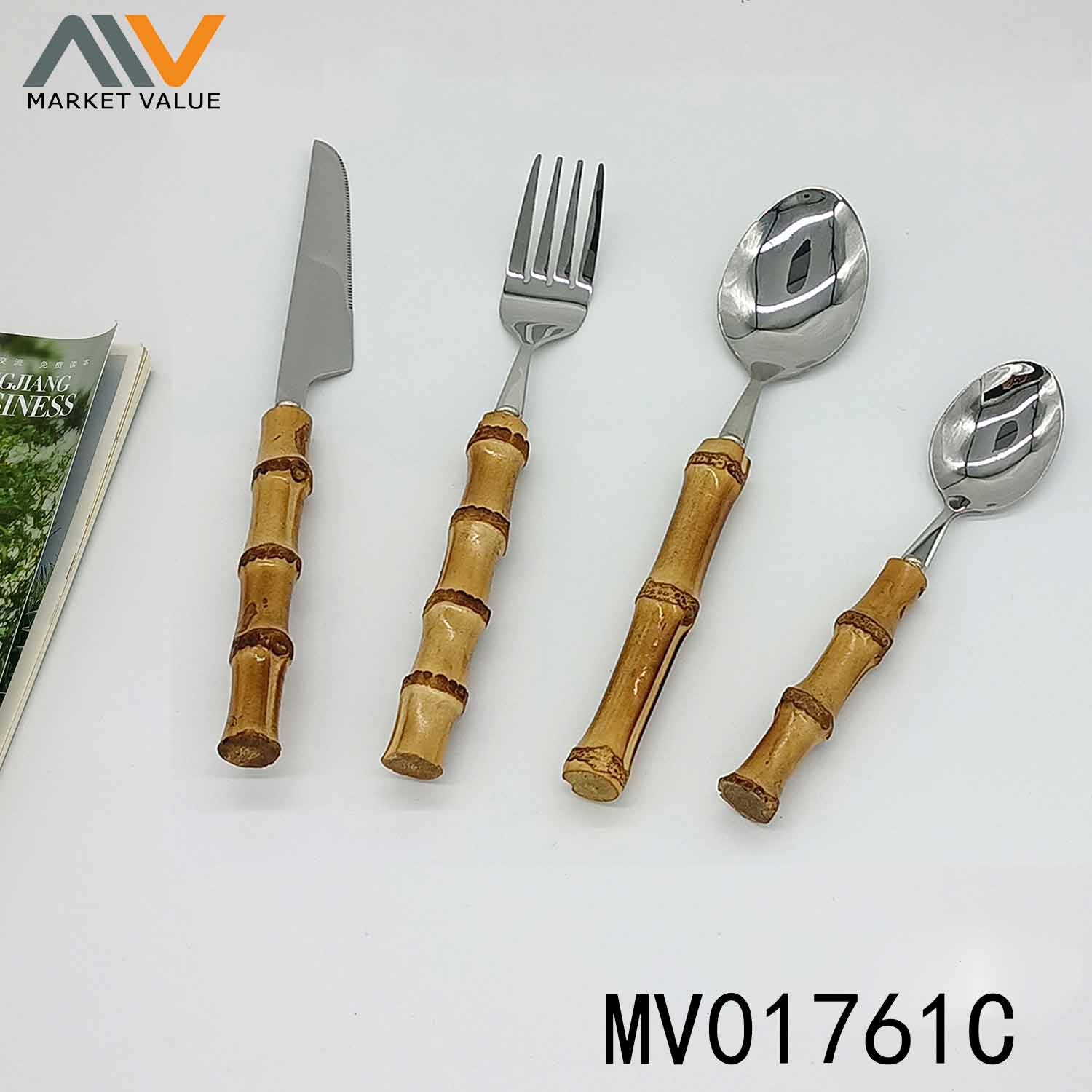 MV01761C 4Pcs 304 S/S Cutlery With Nature Bamboo Handle