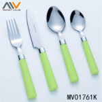 4Pcs Cutlery Set With Plastic Handle