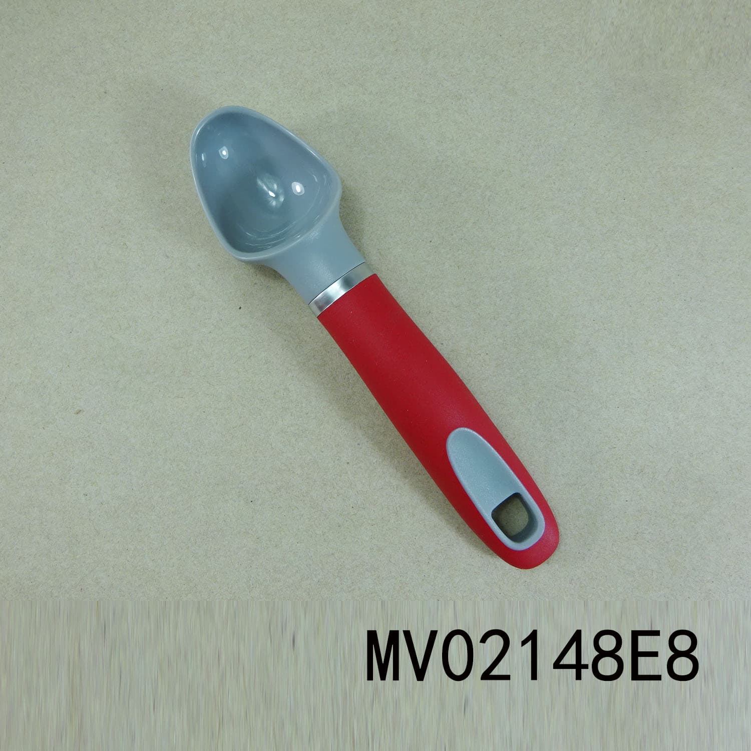 MV02148E8 Ice Cream Plastic& Pp+Tpr Handle