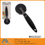 S.S Black Non-Sticker Pizza Cutter With Pp Handle