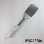 MV02327Q6.jpg
