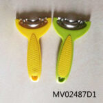 Sets Of 2Pcs Corn Peeler With Tpr Handle In Brown Box