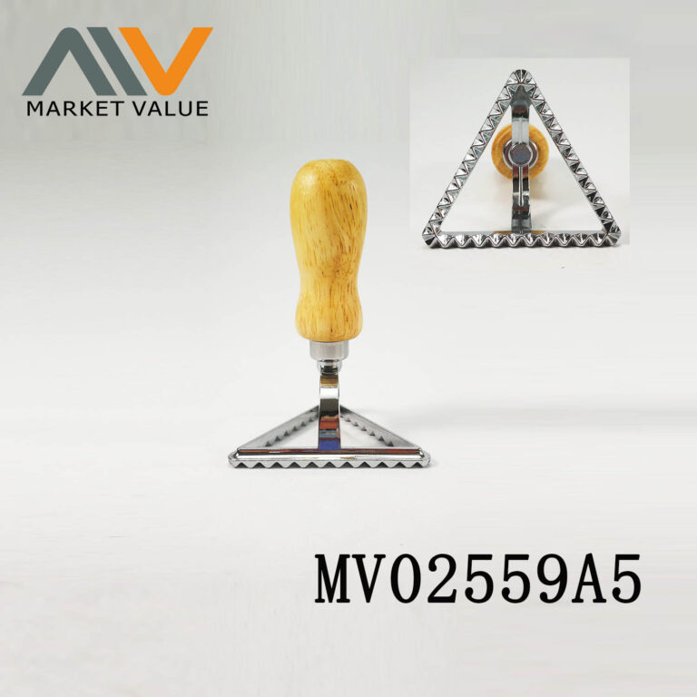 Triangle Zinc-Alloy Cake Mould With Ooden Handle