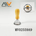 5Cm Zinc-Alloy Cake Mould With Oak Handle