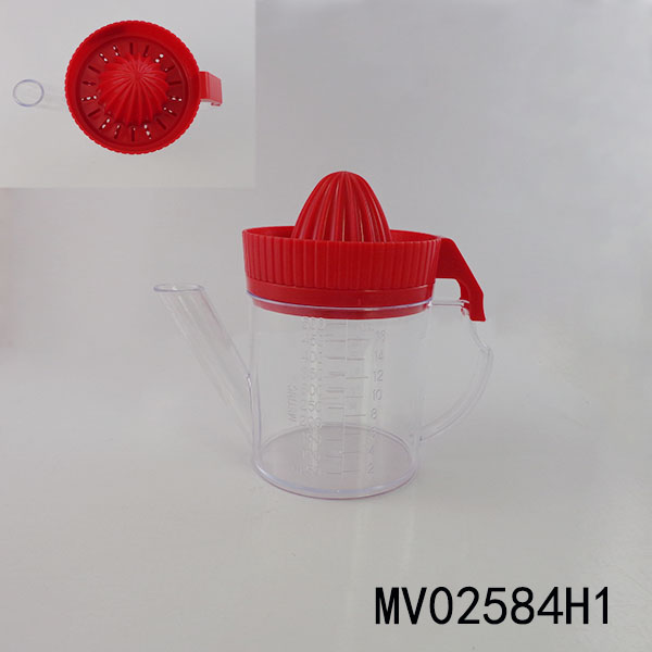 Lemon Squeezer Measuring Cup