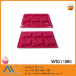 A Set With 6Pcs Bear Shape Cake Mold