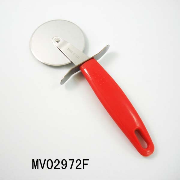 MV02972F S/S Plastic Handle Pizza Cutter T/C