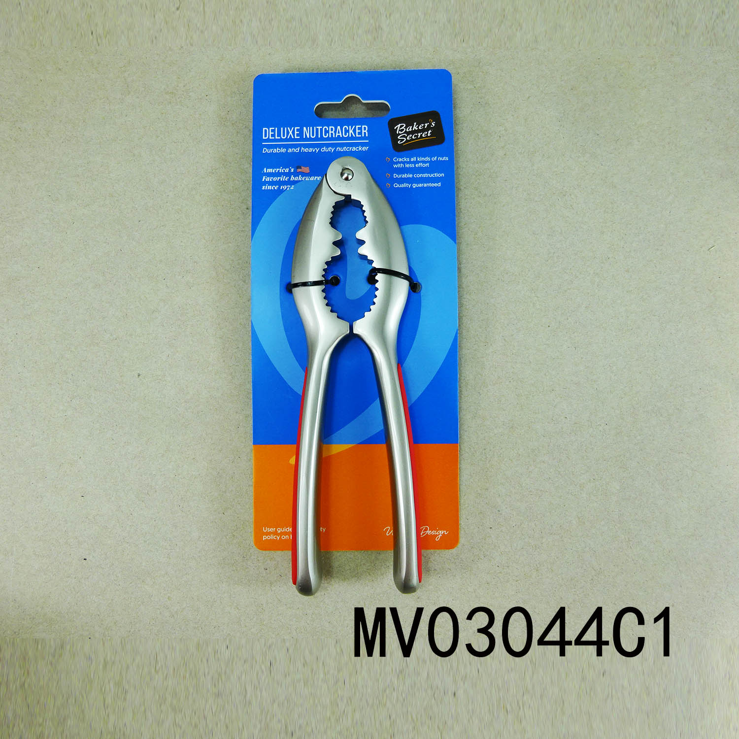 MV03044C1 Delucxe Nut Cracker
