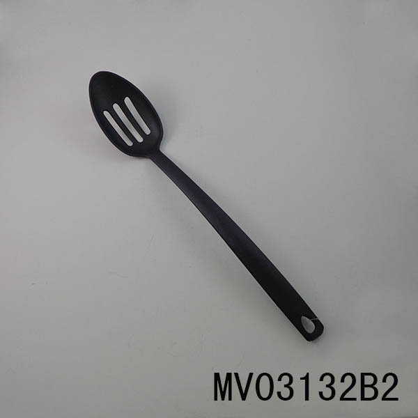 MV03132B2.jpg