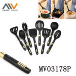8Pcs Nylon Kitchenware Set