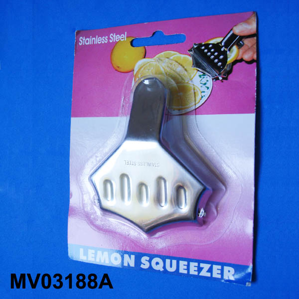 MV03188A Lemon Squeezer