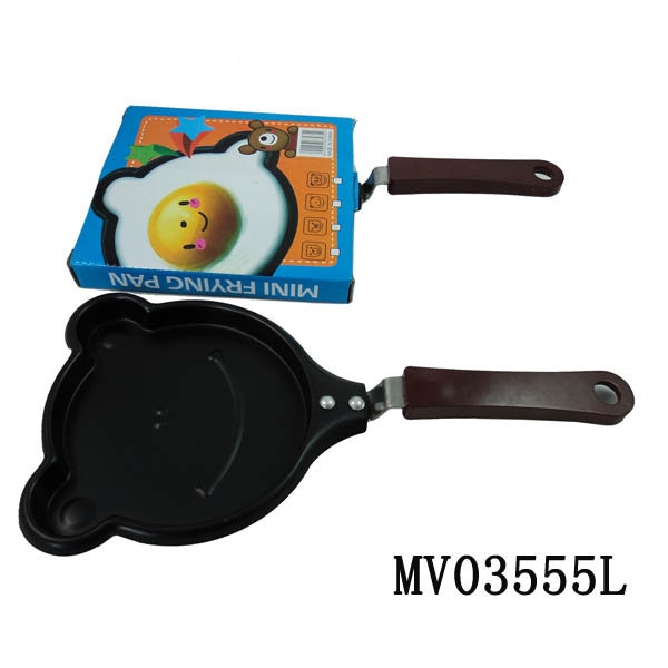 MV03555L Frog Shaped Omelette Pan In Color Box