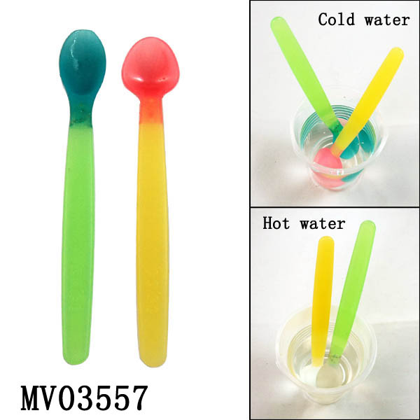 MV03557 Plastic Baby Spoon B。C( Warning When It Meet Temperature)