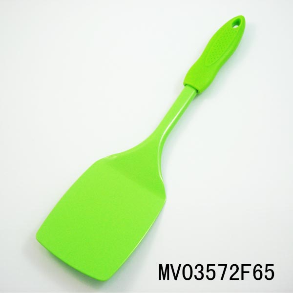 MV03572F65 S/S Plastic Handle Non Stick Shovel