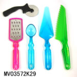 5Pcs Plastic Handle Kitchen Tools(Pizza Cutter/Grater/Ice Cream Spoon/2Pcs Vegatable Knife)