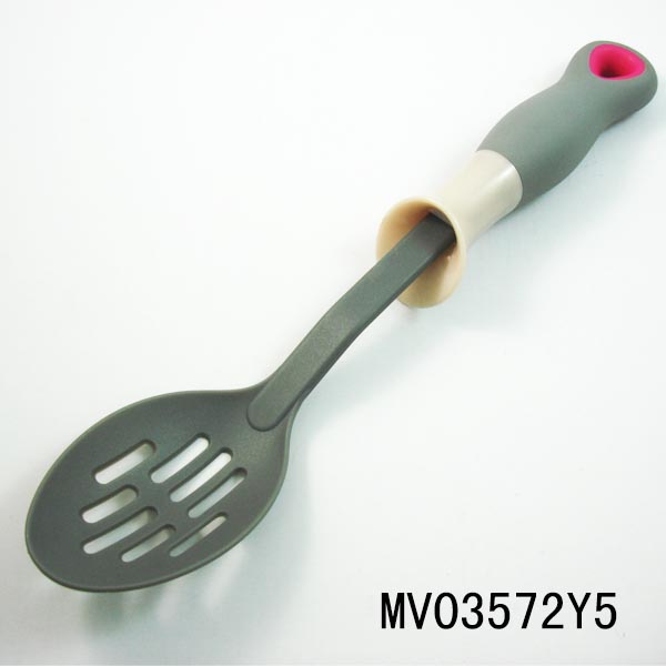 Rubber Handle Nylon Kitchen Tools /Slotted Spoon