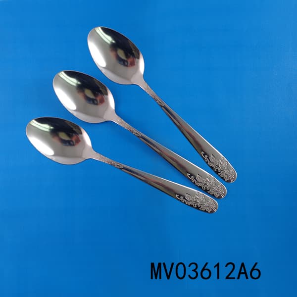 MV03612A6.jpg