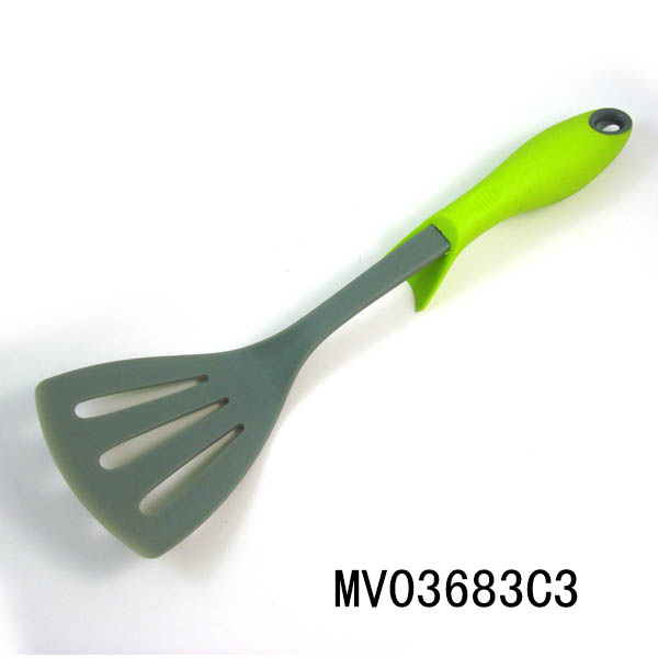 MV03683C3 Nylon Kitchen Toos/Slotted Turner