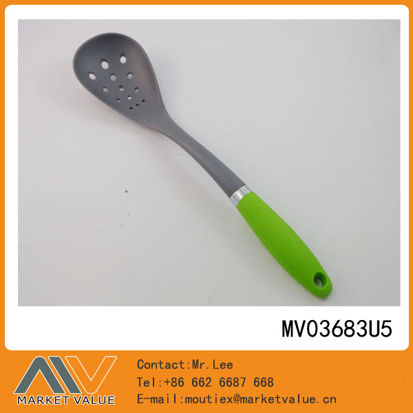 MV03683U5 Nylon Kitchen Tools With Tpr Handle /Slotted Spoon