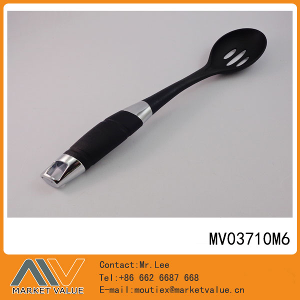 MV03710M6 Nylon Kitchen Slotted Shovel