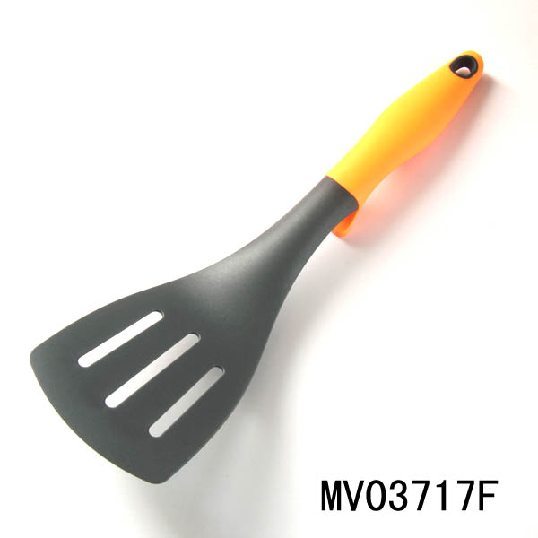 MV03717F Nylon Slotted Shovel/Kitchen Tools With Rubber Handle