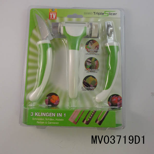 Set Of 3 Peelerp W/ Plastic Handle