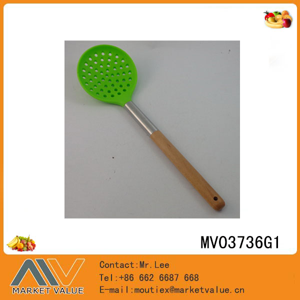 Silicone Kitchen Tools With Wooden Handle/Strainer