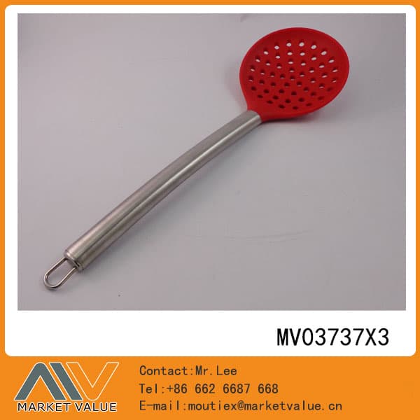 MV03737X3 Silicone Stratiner With S.S Handle