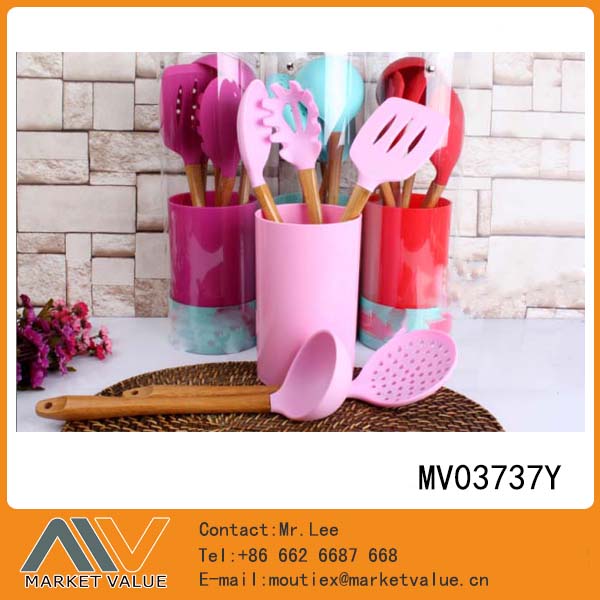 Set Of 5Pcs Silicone Kitchen Tools With Bamboo Handle